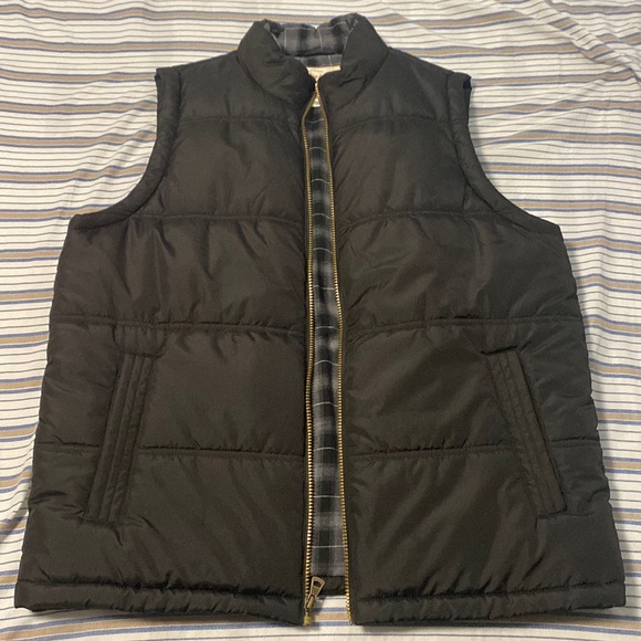 Weatherproof vest. - Picture 1 of 2